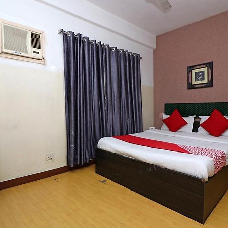 מלון כלכותה Oyo 4219 Ratnakar Residency מראה חיצוני תמונה